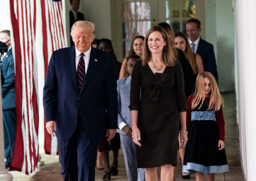 Amy Coney Barrett, nominata alla Corte Suprema